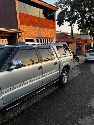 Chevrolet S10 2.4 Executive Cab. Dupla 4x2 Flexpower 4p