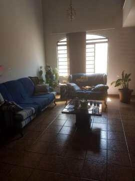 Imagem 4 de 10 de Jd. Samambaia | Casa 455 M² 3 Dorms 3 Vagas | 7647 - V7647