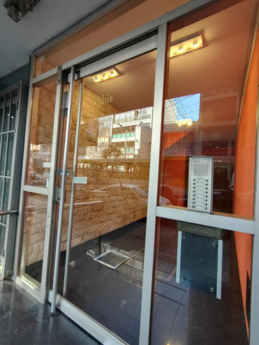 Departamento De Tres Ambientes En Venta En Avellaneda
