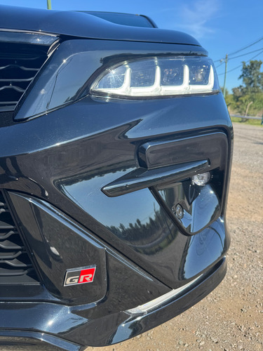 Toyota Hilux SW4 2.8 Tdi Gr-s 4x4 7as 6at