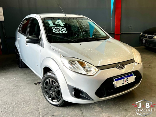 Ford Fiesta 1.0 ROCAM SE SEDAN 8V FLEX 4P MANUAL