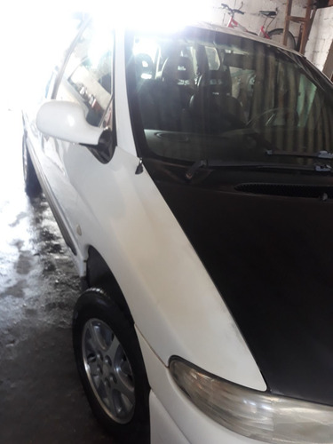 Chrysler Caravan 1998 2.4 Se 5p