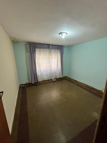 Alquilo Casa - Luis Guillon