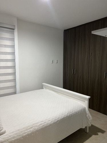 Casa En Venta En El Refugio Queretaro