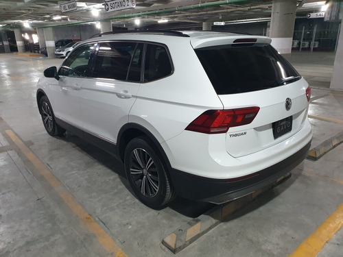 Imagen 5 de 11 de Volkswagen Tiguan 2019 1.4 Comfortline Plus At