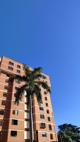 Alquiler Apartamento En Colinas De Bello Monte 2d 2b 2p
