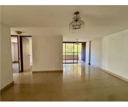 Apartamento En Venta En El Poblado, Loma Los Gonzalez. Cod V12672
