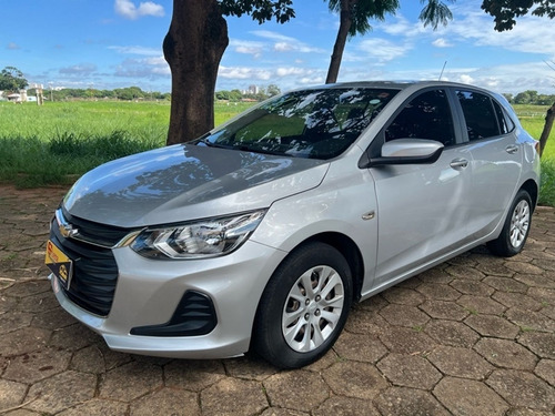 Chevrolet Onix 1.0 LT (Flex)