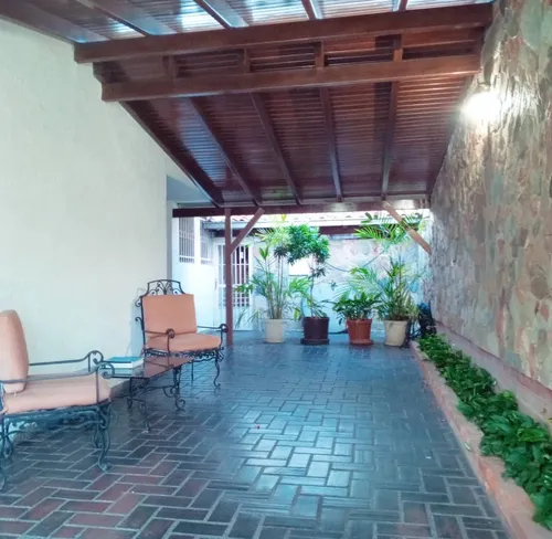 Gl Casa En Urb.el Parral Amoblado