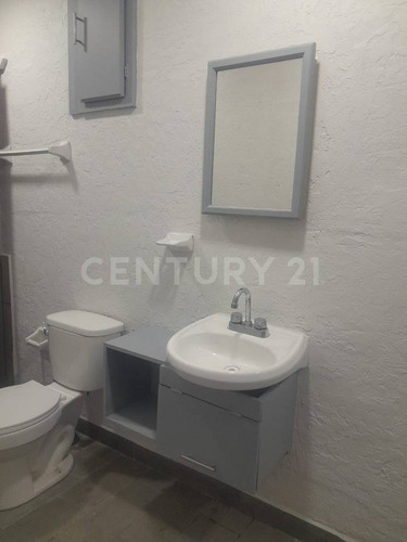 -se Vende Casa En Col. Tierra Nueva En Cd. Cuauhtemoc, Chih