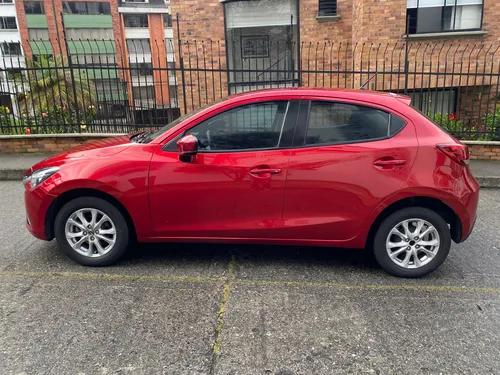 Mazda 2 1.5 Touring mecanico