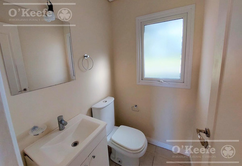 Imagen 7 de 30 de Casa En Venta De 5 Ambientes Con Parque Y Cochera En Fincas De Hudson