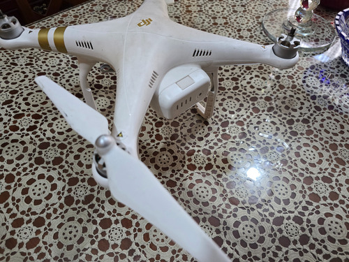 Drone Dji Phantom Para Piezas Blanco (Usado)