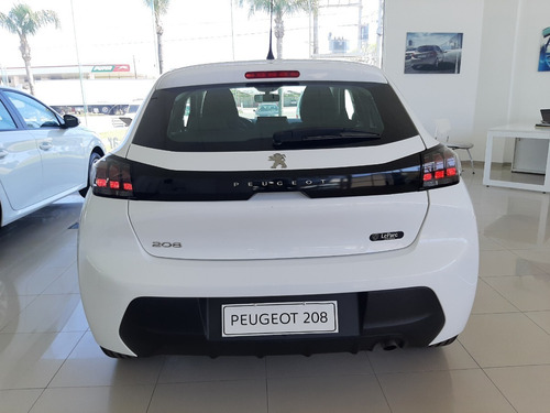 Imagen 7 de 11 de Peugeot 208 Like Pack 1.6 Manual