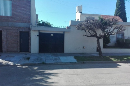 Imagen 2 de 12 de Casa En Venta En Haedo Norte