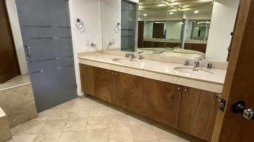 Gran Departamento Listo Para Entrar En Excelente Ubicación