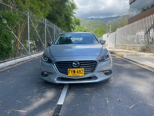 Mazda 3 2.0 Sport Touring