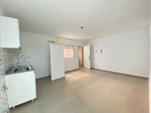 Imagen 4 de 8 de Departamento A La Venta De Un Dormitorio Sin Balcon - Rep.de La Sexta Rosario