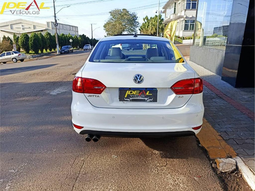 Imagem 5 de 15 de Volkswagen Jetta 2.0