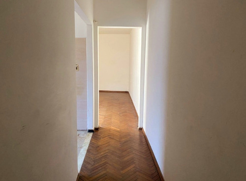Imagen 18 de 24 de Prado!! Apartamento De 2 Dorm. Luminoso En Cisplatina Y J. C. Blanco.. Gastos Bajos
