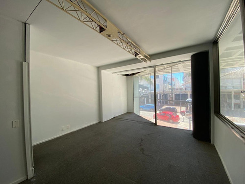 Imagen 9 de 16 de Av. Gorlero Entre 28 Y 27. Galería Torre Gorlero