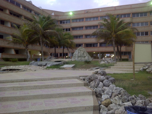 Imagen 11 de 12 de Apartamento Vacacional En Tucacas, Amoblado, Con Bella Vista Al Mar