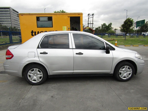 Nissan Tiida Mt 1800