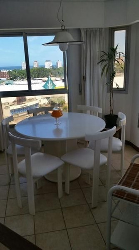 Apartamento En Alquiler Por Temporada De 2 Dormitorios En Roosevelt