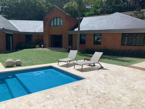 Imagen 8 de 16 de Vendo Casa 1050m2 4h+2s/6b+s/15p La Lagunita 0583