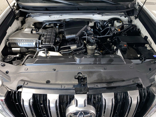 Imagen 24 de 25 de Toyota Prado