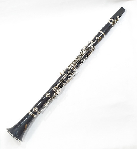 Imagem 6 de 10 de Clarinete Eagle Cl04 Sib 17 Chaves C/ Estojo Cl 04 Clarineta