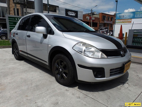 Imagen 4 de 25 de Nissan Tiida Emotion