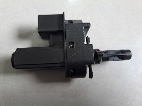 Sensor De Pedal Da Embreagem Ford New Fiesta 2014 Original (Usado)