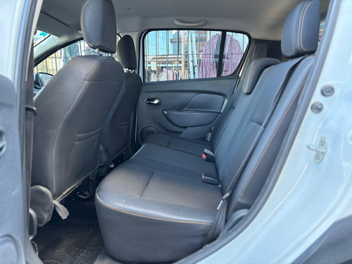 Renault Sandero Stepway 1.6 Privilege 105cv
