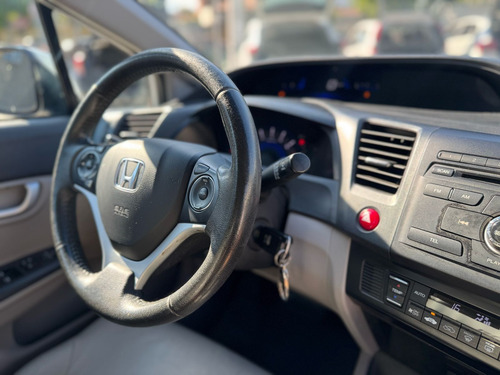 Honda Civic 2.0 Lxr Flex Aut. 4p