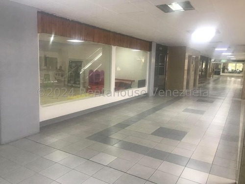 Jg Cod Flex 24-15295 Se Alquila Local Comercial En Concresa, Prados Del Este