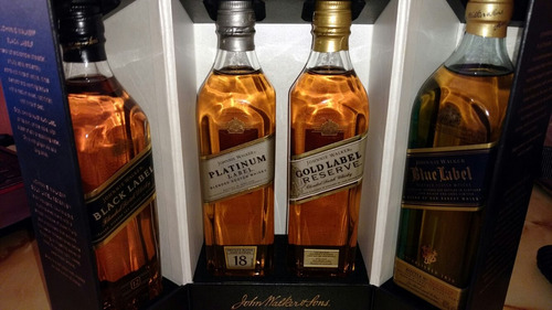 Whisky Jw Collection: Blue, Platinum, Gold And Black Label