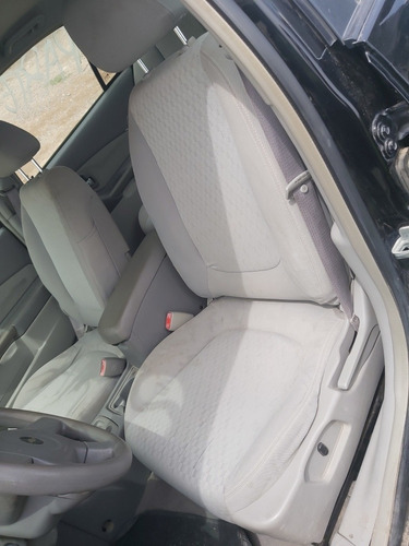 Sala De Asientos Chevrolet Malibu 05 2.2 Aut.