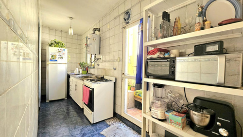 Hidalgo 200 - Departamento De 3 Ambientes En Buen Estado (por Escalera) - Caballito