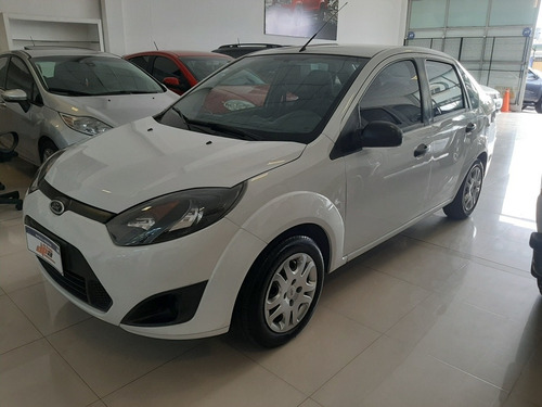 Ford Fiesta 1.6 Max One Ambiente 98cv 2014