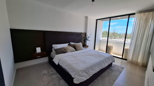 Casa En Venta Merida, Cholul Tipo Townhouse, 1ra Etapa, Diciembre 2025.