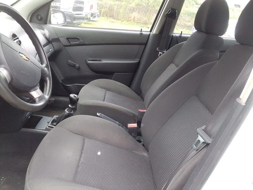 Imagen 5 de 7 de Chevrolet Aveo 2018 1.5 Ls Mt