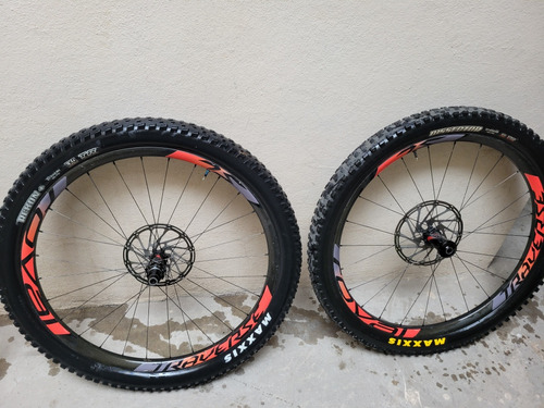 Rines Roval Traverse Carbono 27.5