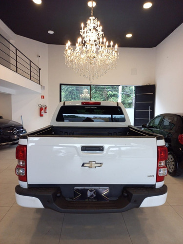 Imagem 5 de 19 de Chevrolet S10 2014 2.4 Ls Cab. Dupla 4x2 Flex 4p