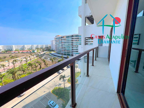 Cad La Isla Emerald F8. Terraza Con Vista A Las Áreas Comunes