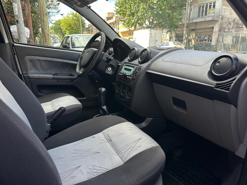 Ford Fiesta 1.6 Ambiente Plus Mp3