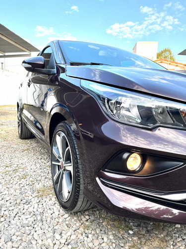 Imagen 8 de 25 de Fiat Cronos 2021 1.8 16v Precision At6 Pack Premium