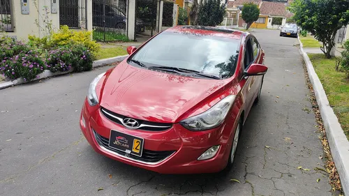 Hyundai Elantra 1.8 i35 GLS MT
