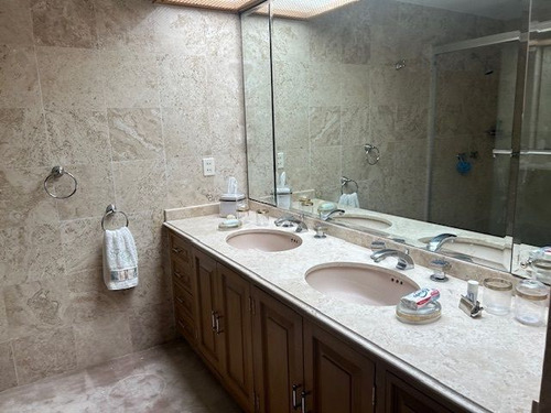 Bonita Casa En Renta Amueblada Los Encinos
