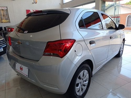 Imagem 6 de 7 de Chevrolet Onix 1.0 Mpfi Joy 8v Flex 4p Manual